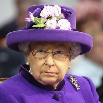 Hladna kraljica Elizabeta (94): Dva skandala koja su je sasvim uništila! (FOTO)