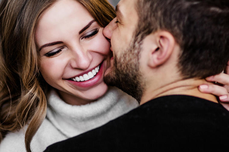 Ekspert za ljubavne veze otkriva: Prepuštanje strastima na početku nije dobro za vezu!
