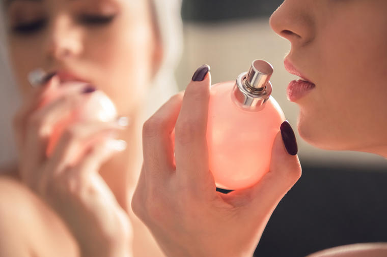 Omiljeni parfem otkriva kakva ste ličnost: Mirisi mnogo govore o karakteru!