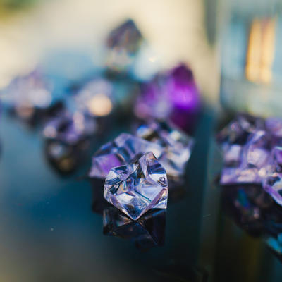 Pozitivna dejstva poludragog kamenja: Lepota i moć sjajnog nakita