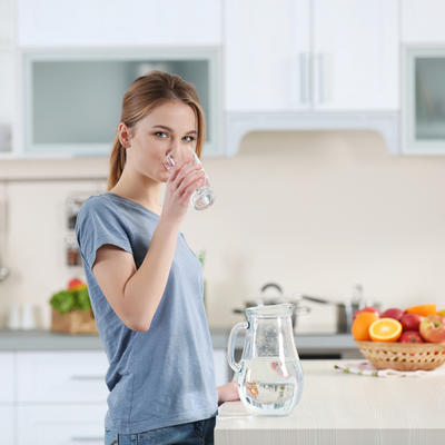 Da li pravilno pijete vodu? 10 ajurvedskih saveta koji će vam promeniti život!