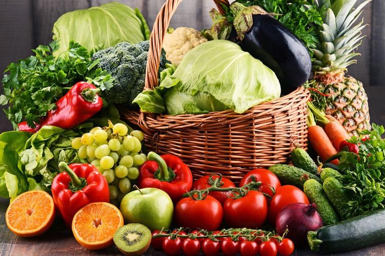 Kako da budete sigurni da je voće i povrće sveže: Morate da znate šta kupujete!