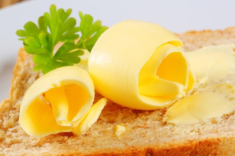 Domaći maslac: Napravite najsavršeniji namaz od samo 2 sastojka! (VIDEO)