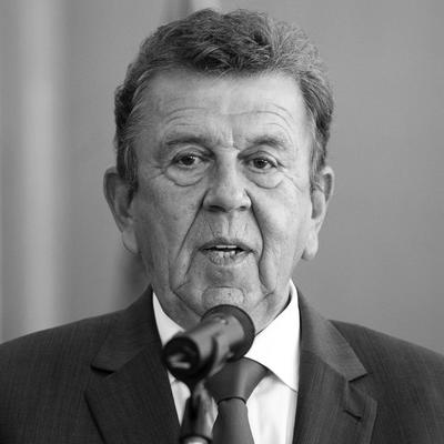 Posle duge i teške bolesti: Mirko Alvirović preminuo u 72. godini!
