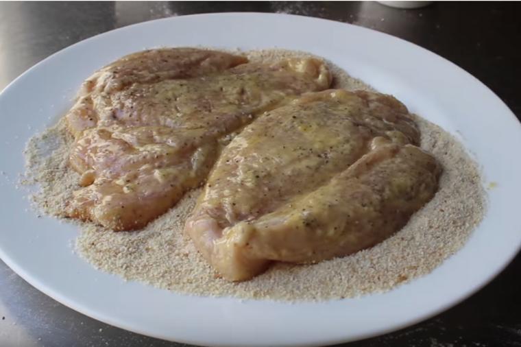 Novi način spremanja piletine: Od sada ćete meso pohovati samo ovako! (RECEPT, VIDEO)