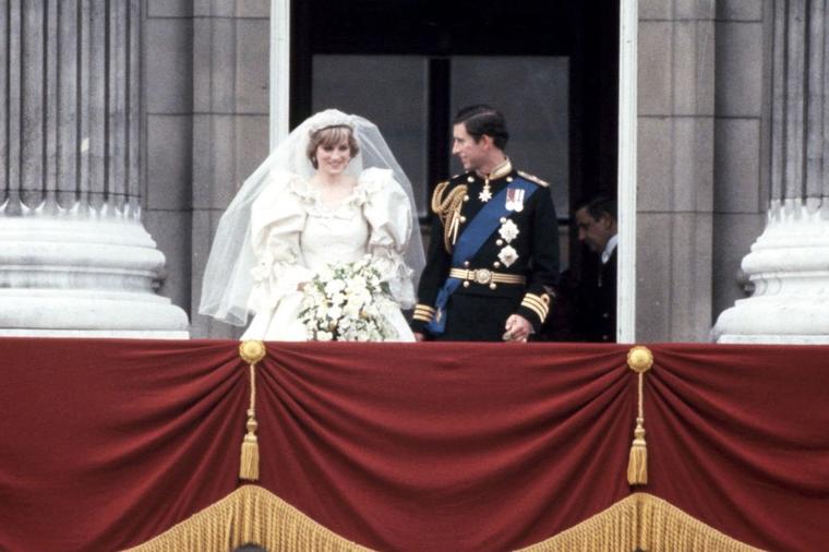 Princeza Dajana pred smrt otkrila jezive detalje svog venčanja: Zašto je u crkvi pogledom tražila ljubavnicu svog muža i zašto je pokušala samoubistvo