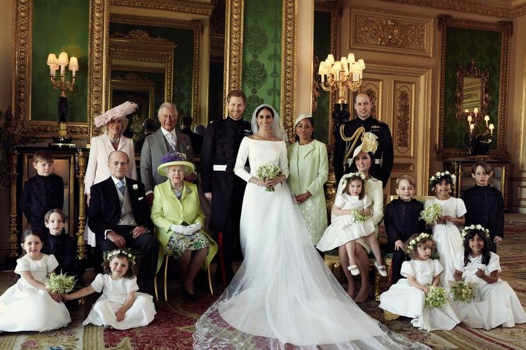 Dobrodošla u porodicu, Megan: Objavljeni kraljevski portreti sa venčanja godine! (FOTO)