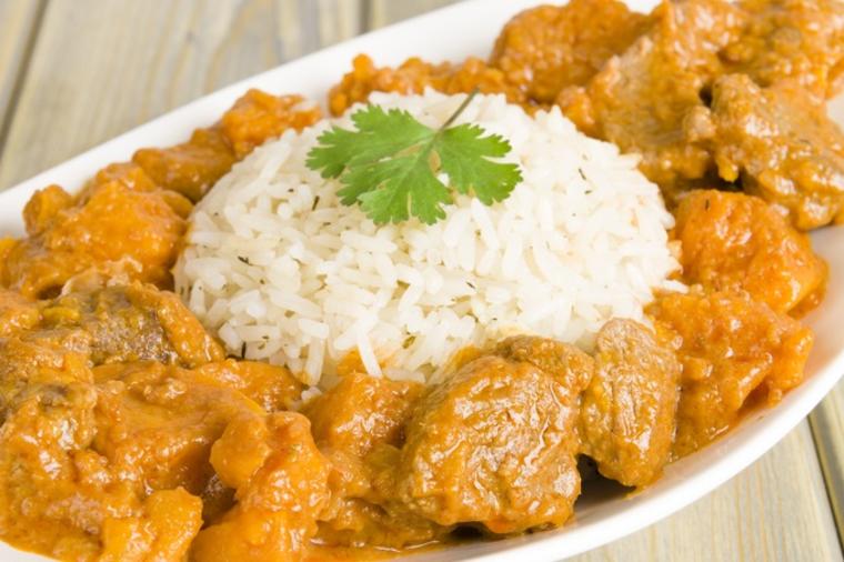 Piletina Kung pao sa kikirikijem: Prosto kinesko jelo koje ćete stalno spremati! (RECEPT)