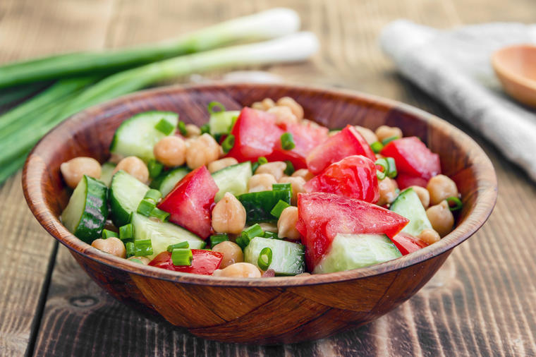 Proteinska salata: Rijanin omiljeni obrok koji košta manje od 200 dinara! (RECEPT)