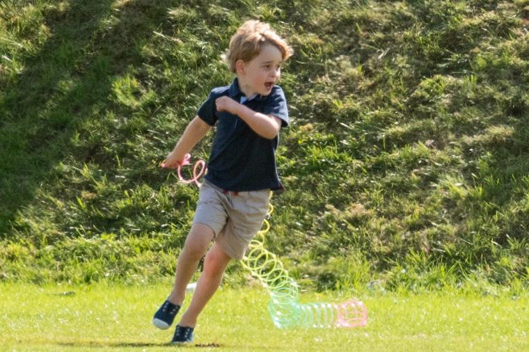 Stvar koje maleni Džordž uopšte nije svestan: Najveća tajna Kejt Midlton i princa Vilijama! (FOTO)