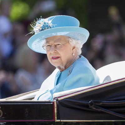 Bivša prostitutka od kraljice Elizabete dobila titulu dame: Još uvek sam u šoku! (FOTO, VIDEO)