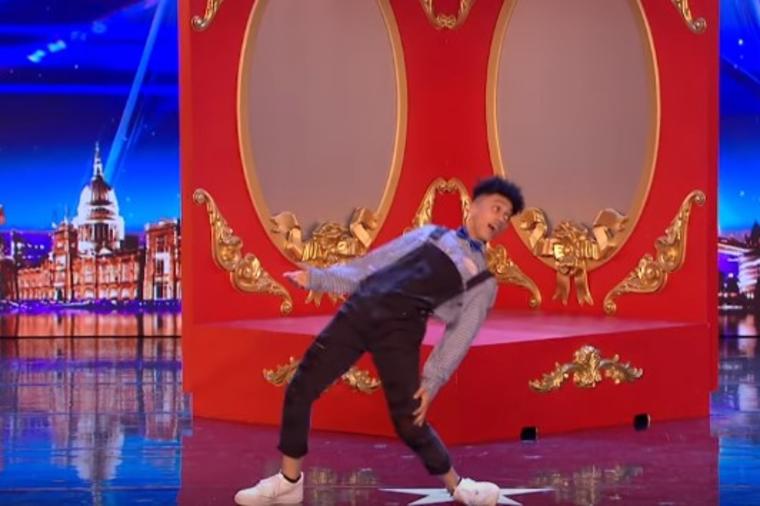 Mladi plesač izašao na binu: Publika u neverici pratila njegov nastup! (VIDEO)
