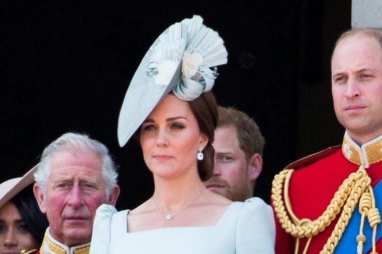 Udajom za princa Vilijama dobila titulu, moć, ali i ogromno bogatstvo: Čime je sve kraljevska porodica darovala Kejt Midlton! (FOTO)