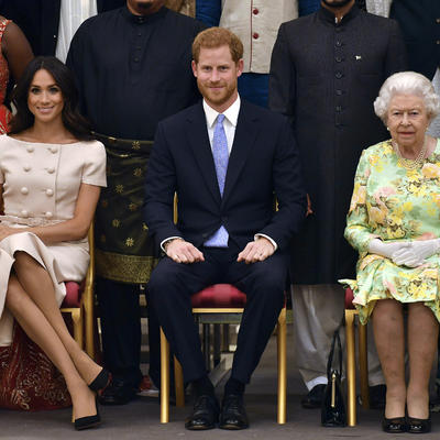 Vidite li nešto neobično na ovoj fotografiji? Svi pričaju koliko Megan Markl ne poštuje kraljicu! (FOTO)