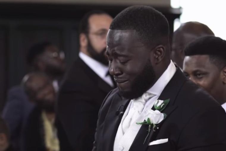 Čekao je mladu pred oltarom: U jednom trenutku mladoženja počeo da roni suze! (VIDEO)