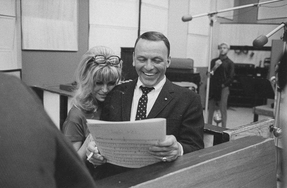 Frenk Sinatra, Nensi Sinatra