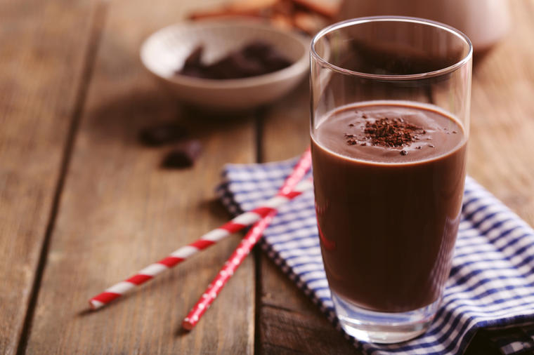 Bolje od sportskih napitaka: Čokoladno mleko je odlično za oporavak nakon vežbanja!