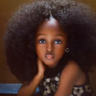 Ona je najlepše dete na planeti: Devojčica iz Nigerije izgledom zaustavila dah celom svetu! (FOTO)
