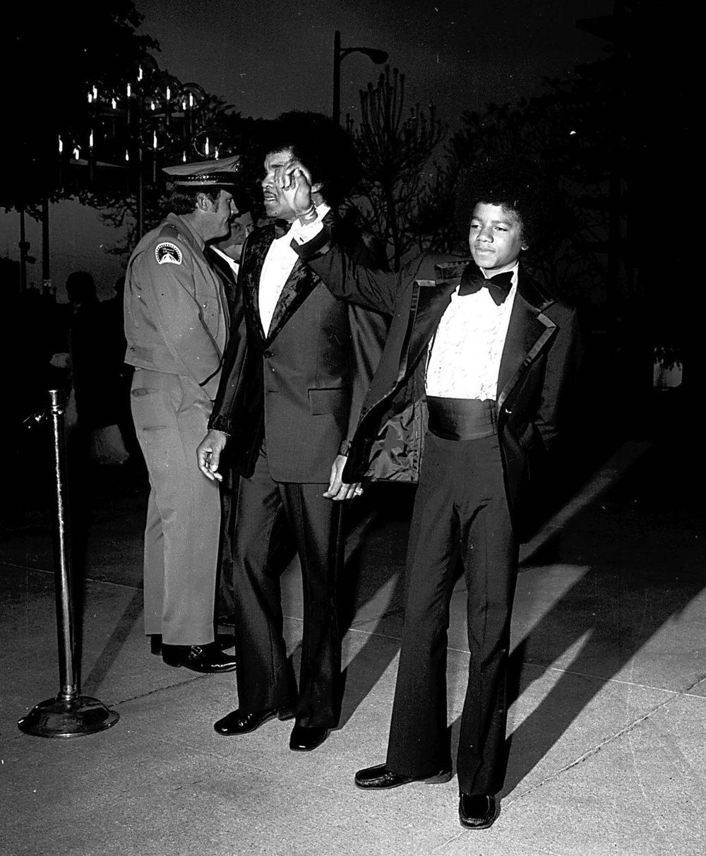 Michael jackson forever. Michael Jackson and John Landis.