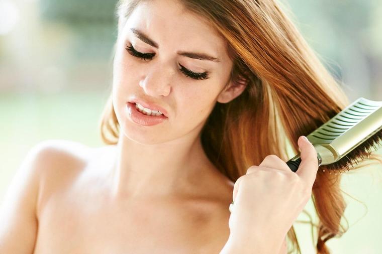Bezbolno češljanje: Brzo sredite frizuru bez mučenja kose!