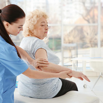 Tiha epidemija modernog doba: 10 činjenica koje morate znati o osteoporozi!