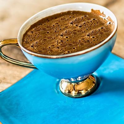 Primarijus dr Borović upozorava: Da li ste znali da svesno pijemo kancerogeni ugljenisani napitak!? Evo šta nam sve radi kafa!