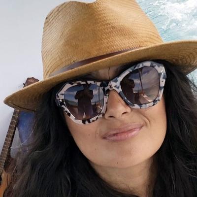 Salma Hajek (51) bez trunke šminke: Zanosna Latina izgleda neverovatno! (FOTO, VIDEO)