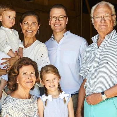 Švedska kraljevska porodica: Neodoljivi zvanični portreti oduševili svet! (FOTO)
