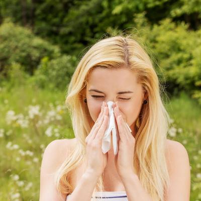 Ishranom pobedite alergiju na polen: Ovih 8 namirnica smanjuju simptome i bilduju imunitet!