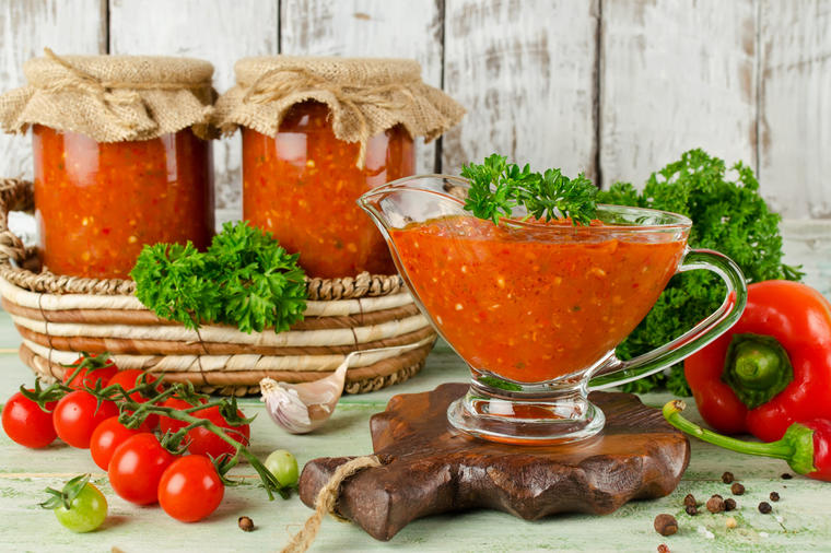 Italijanski paradajz: Zimska salata ili savršen preliv za testeninu! (RECEPT)