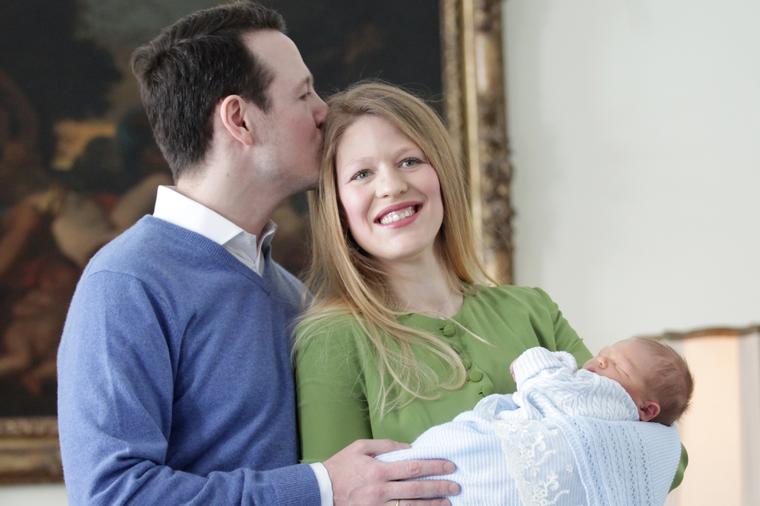 Detalji iz doma naše kraljevske porodice: Princeza Danica otvoreno o roditeljstvu! (FOTO)