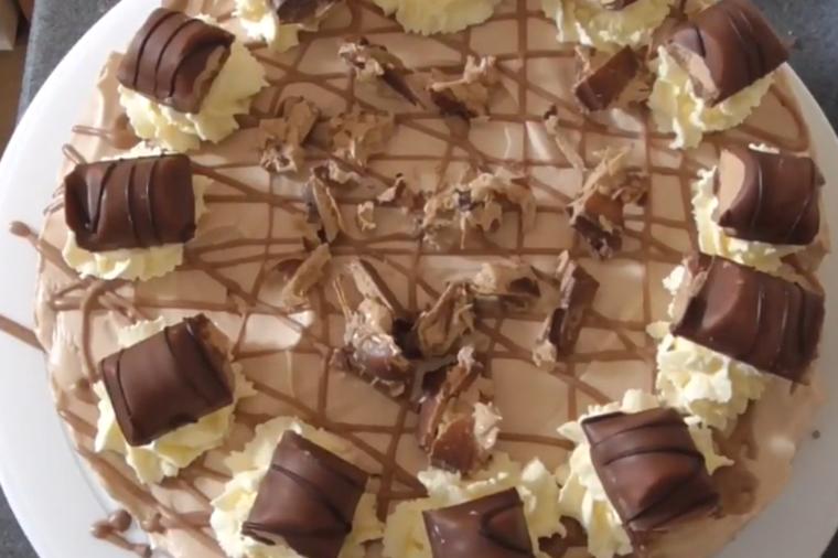 Drugačija i čarobna: Napravite ovu čokoladnu poslasticu, ukus će vas raspametiti! (VIDEO, RECEPT)