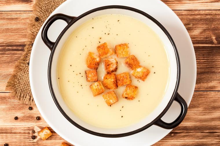 Krem supica od rendanog krompira: Jeftino jelo bogatog ukusa! (RECEPT)