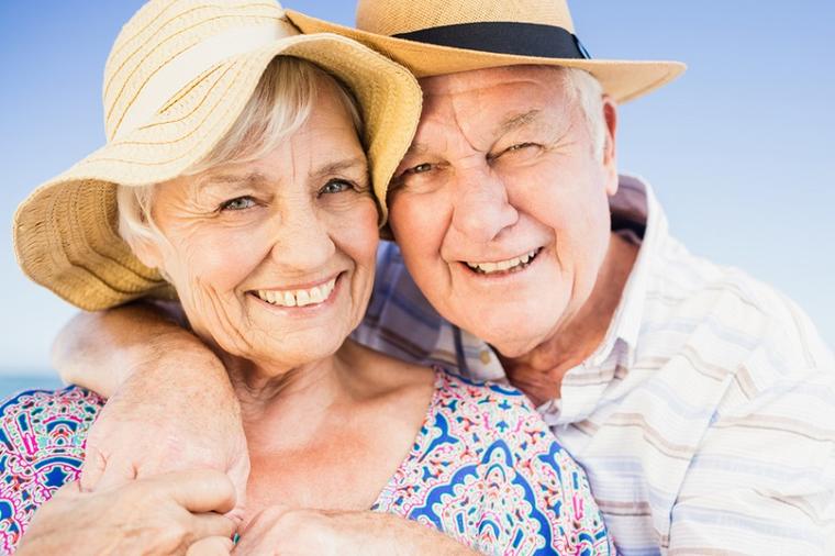 NISU VAŽNE GODINE, VEĆ KAKO SE OSEĆATE: Neke starije osobe se brže oporavljaju od bolesti samo iz OVOG RAZLOGA