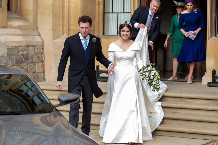Detalji nakon kraljevskog venčanja: Princeza blistala u drugoj haljini, princ Endrju i Sara Ferguson opet zajedno! (FOTO)