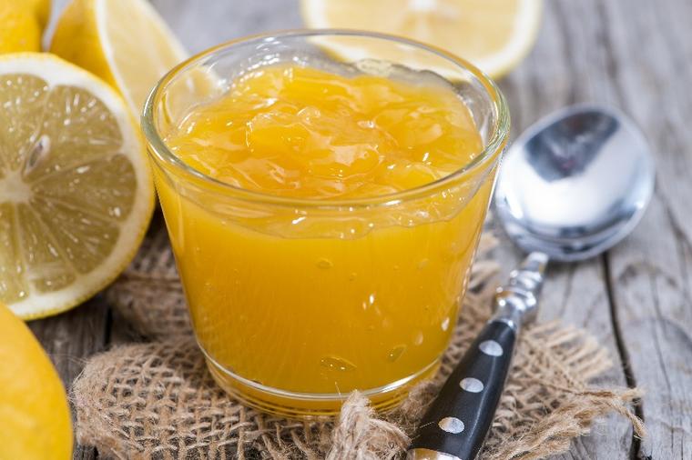 Da li ste nekad probali slatko od limuna? Najegzotičniji ukus zimnice koji će svi ukućani obožavati! (RECEPT)