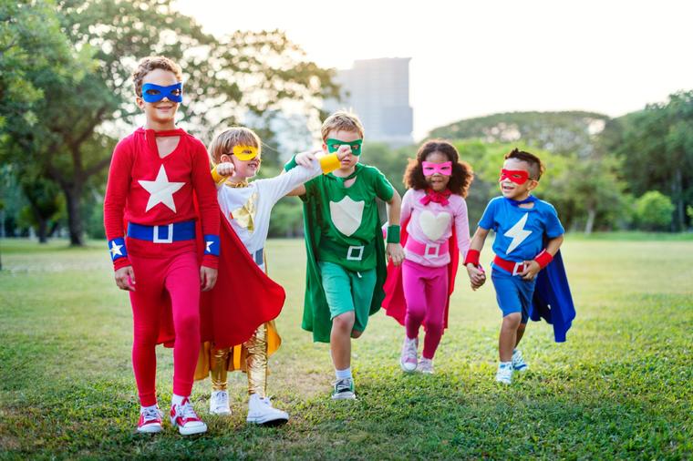 Nauka dokazala: Deca koja se dive superjunacima postaju sklona nasilnom ponašanju!