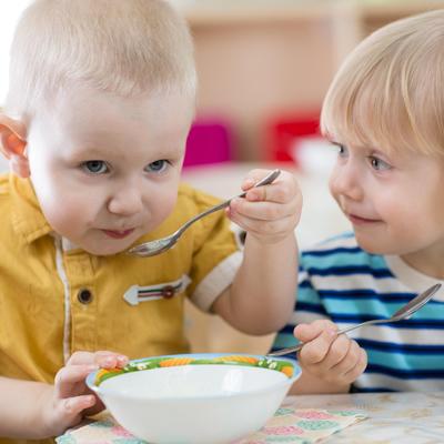 SAVET NUTRICIONISTE: Ove namirnice deca nikako ne bi smela često da jedu!