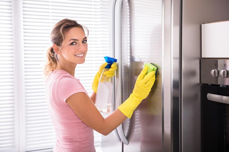 Da vam dom sija kao nikad pre: 7 trikova  uz pomoć kojih ćete očistiti sve masnoće i mrlje!