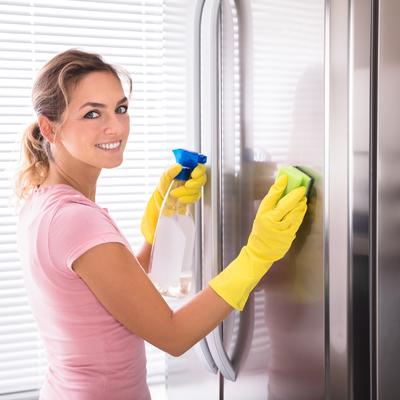 Da vam dom sija kao nikad pre: 7 trikova  uz pomoć kojih ćete očistiti sve masnoće i mrlje!