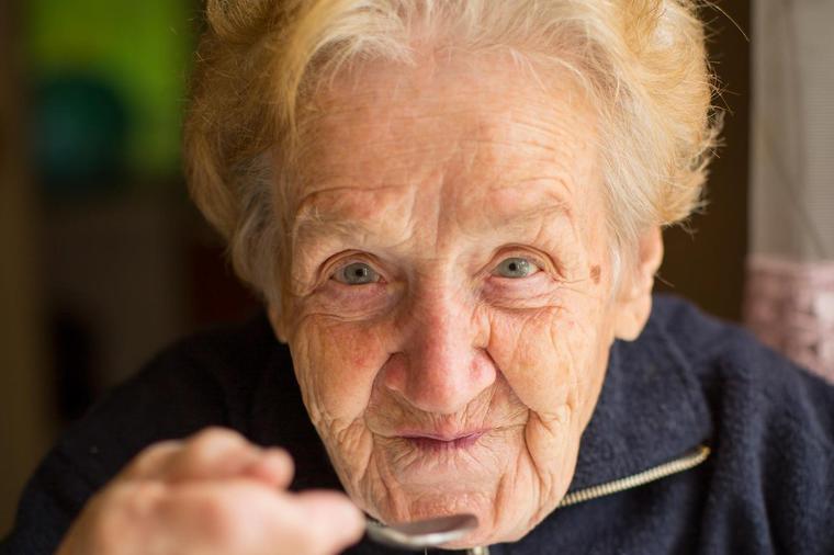 Savet bake Milice (84) koja se nije razbolela već 40 godina! (RECEPT)