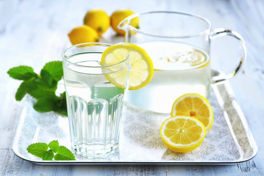 Limun, Voda sa limunom, Limunada