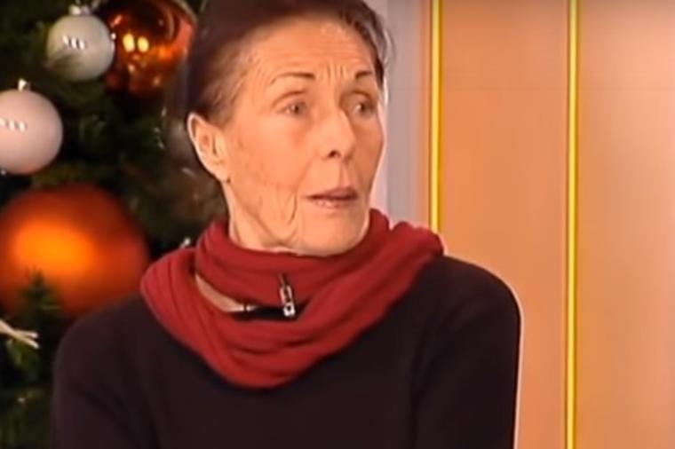 Najpametnija Beograđanka zadivila Srbiju: Mara (73) pliva, vozi rolere i vesla, dok njene vršnjakinje ne mogu ni da prošetaju! (VIDEO)