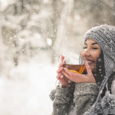 Nadoknadite izgubljenu tečnost: Doktori ukazuju na opasnost dehidracije tokom zime!