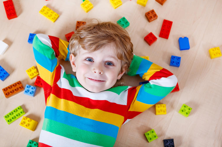 Velika greška koju prave mnogi roditelji: Ovako mnogo igračaka utiče na razvoj deteta!