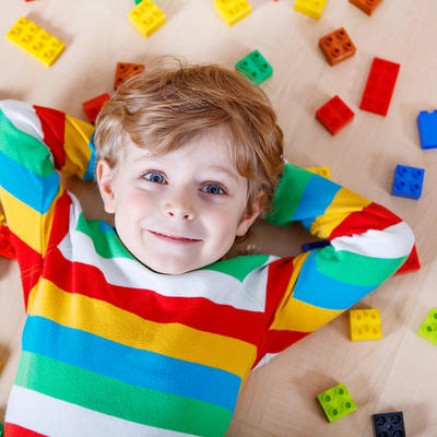 Velika greška koju prave mnogi roditelji: Ovako mnogo igračaka utiče na razvoj deteta!