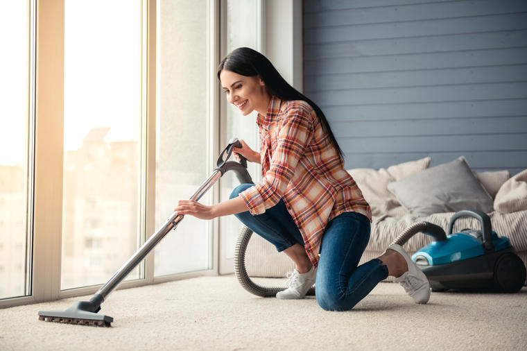 Olakšaće vam život: Četiri sjajna i korisna trika kod usisavanja tepiha u svakom domu!