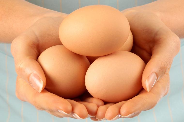 Smanjuju rizik od srčanih bolesti i pomažu kod mršavljenja: Jaja čine čuda za zdravlje!