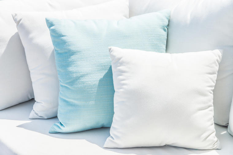Kako vratiti belinu požutelim jastucima: Zablistaće kao novi!