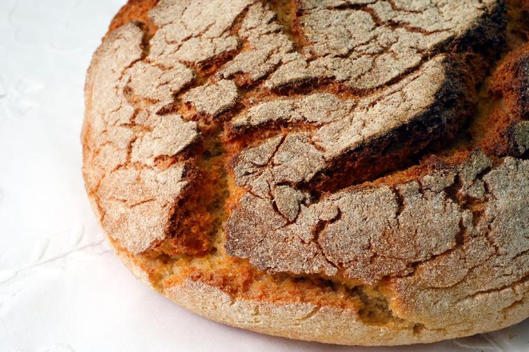 Portugalski kukuruzni hleb: Iznenadite porodicu ovim hrskavim i ukusnim blagom! (RECEPT)